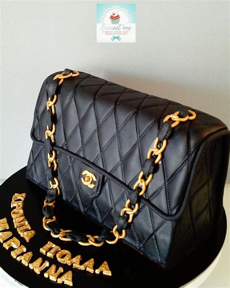 how to make a chanel purse cake|Chanel purse cake tutorial.